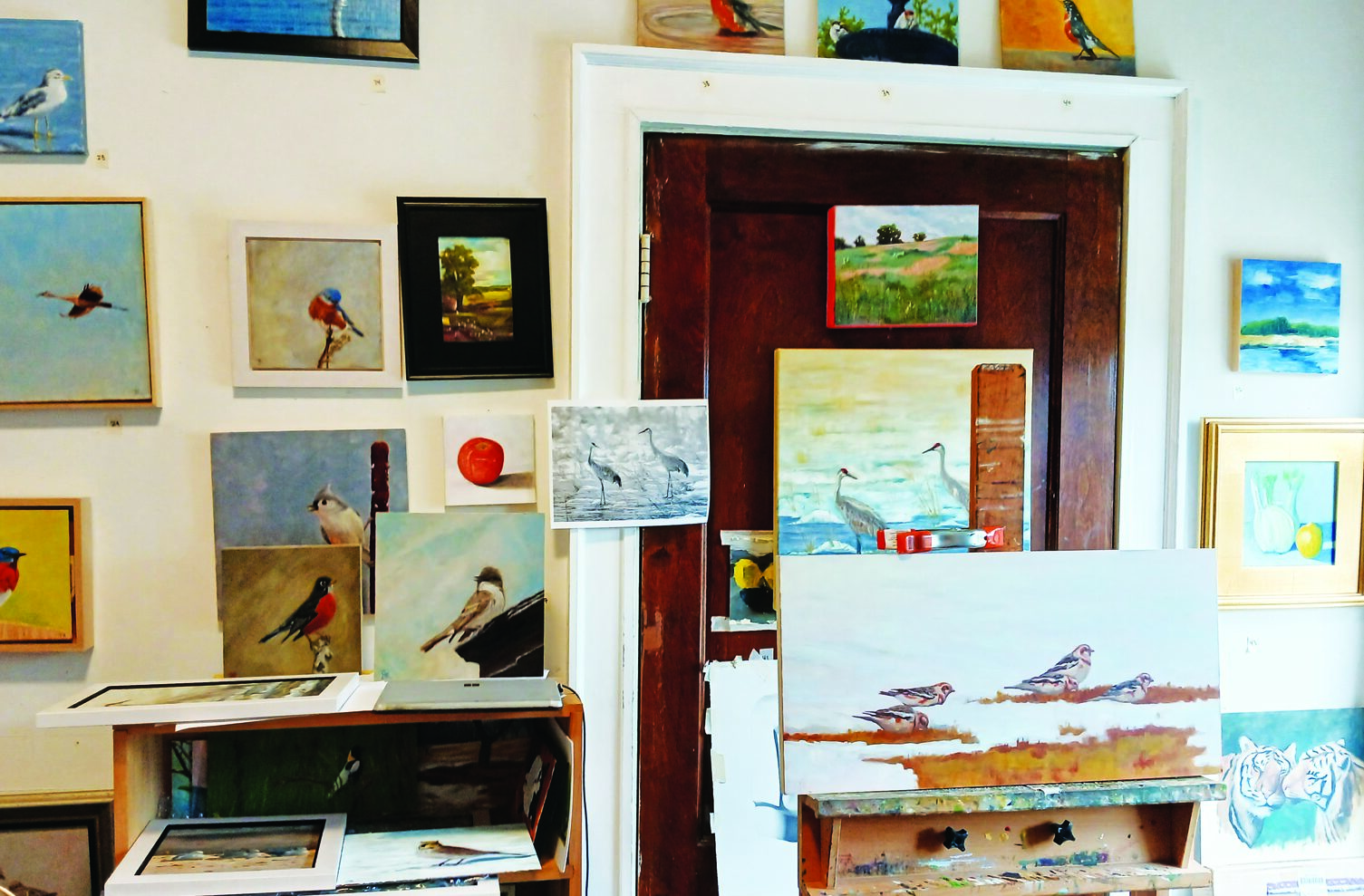 MAC Art sale makes a scene