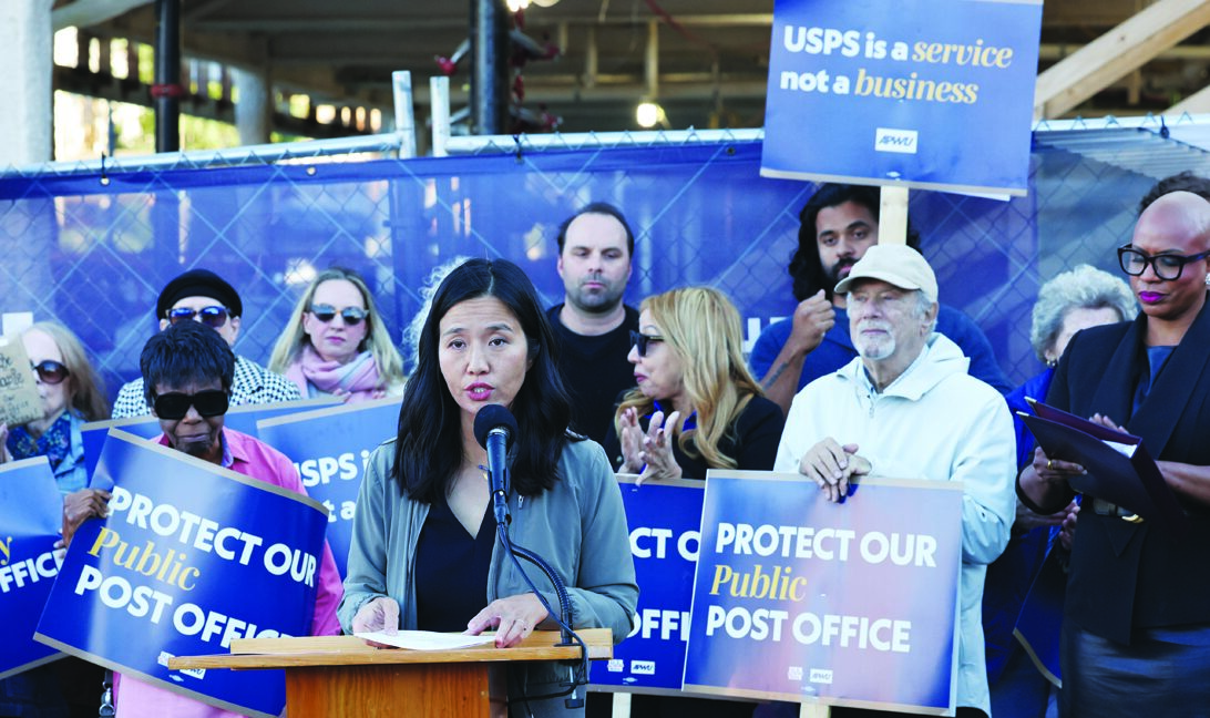 City and state officials rally for Allston Post Office